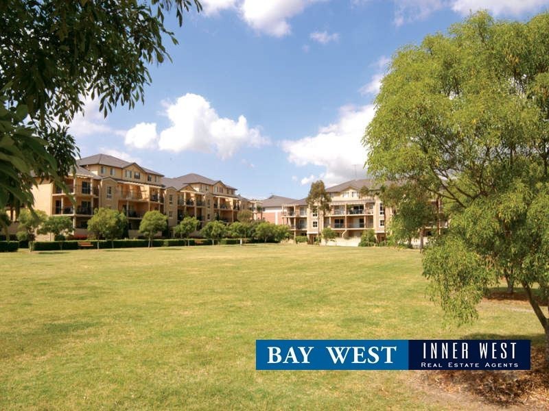 27/3  Bradley Place, Liberty Grove NSW 2138