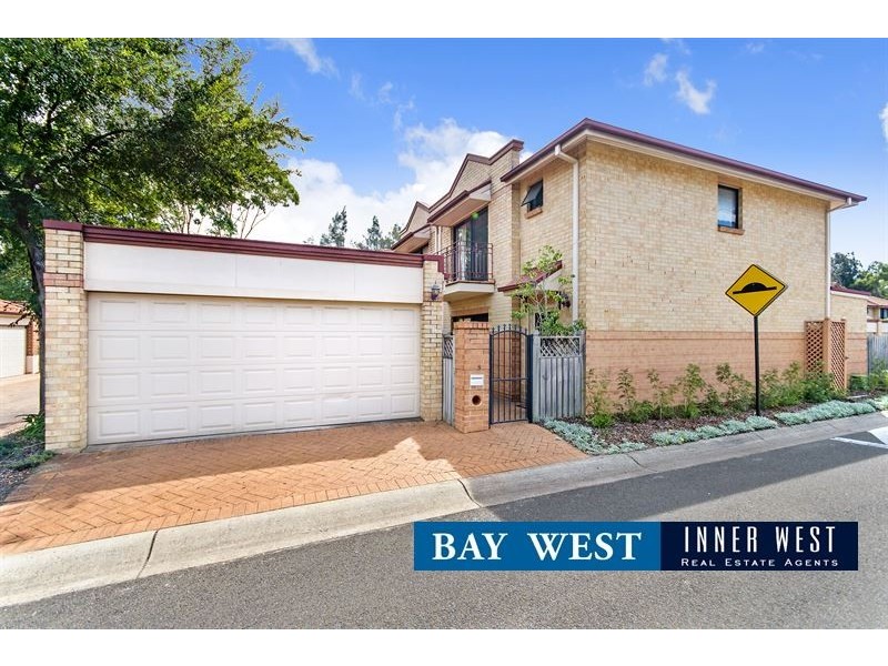 8 Simeon Place, Liberty Grove NSW 2138