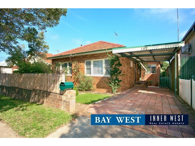102 Queen Street, Concord West NSW 2138