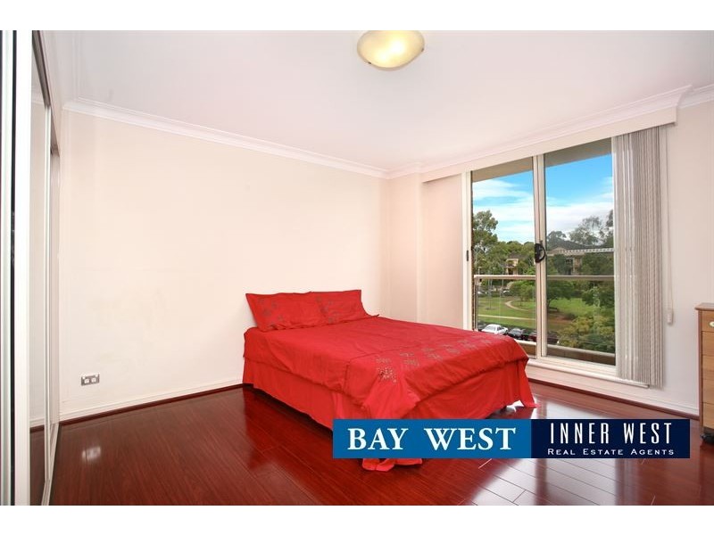 307/6 Wentworth Drive, Liberty Grove NSW 2138