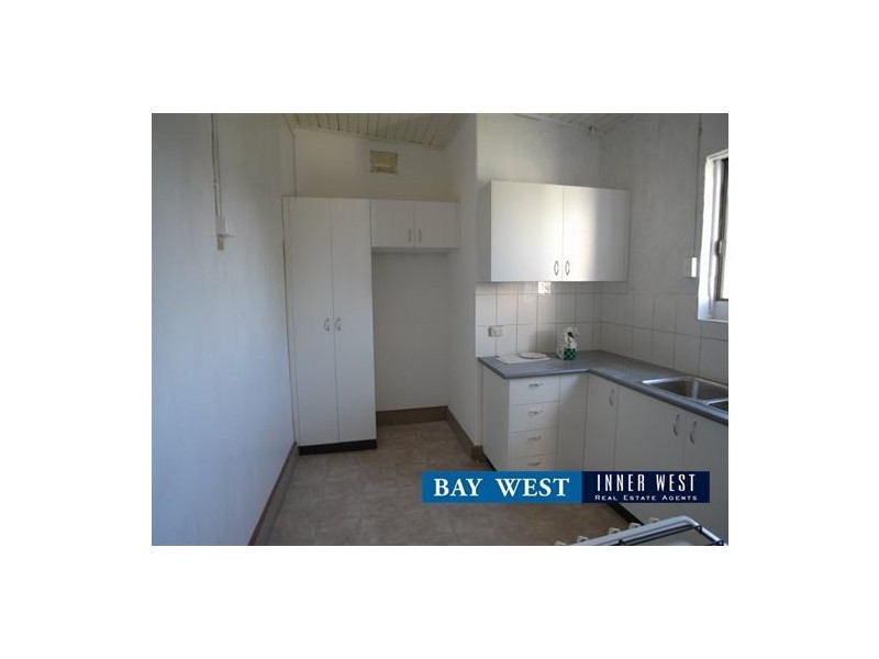 16 Hillcrest Avenue, Homebush NSW 2140