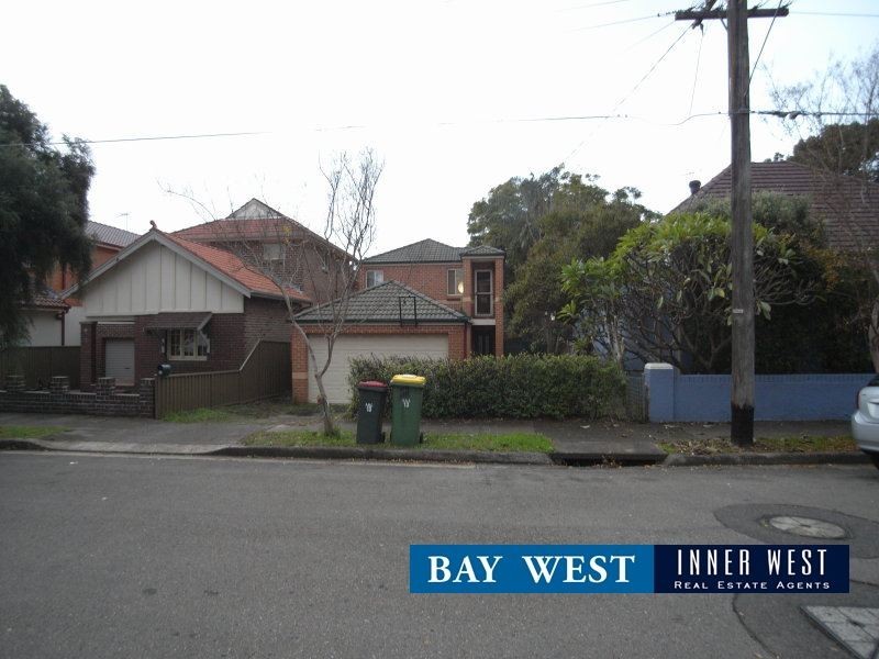 13 Curt Street, Ashfield NSW 2131