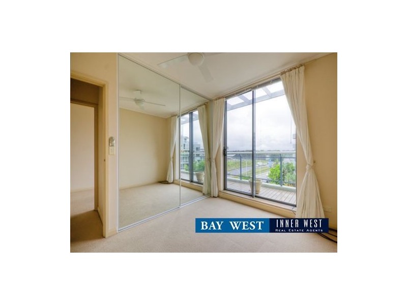 75/29 Bennelong Parkway, Wentworth Point NSW 2127