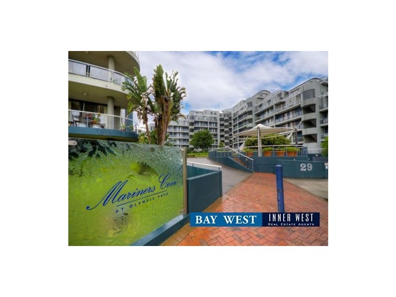 75/29 Bennelong Parkway, Wentworth Point NSW 2127