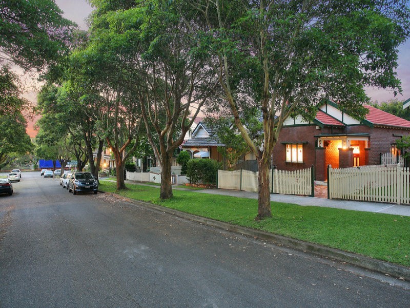 31 Carrington Street, North Strathfield NSW 2137