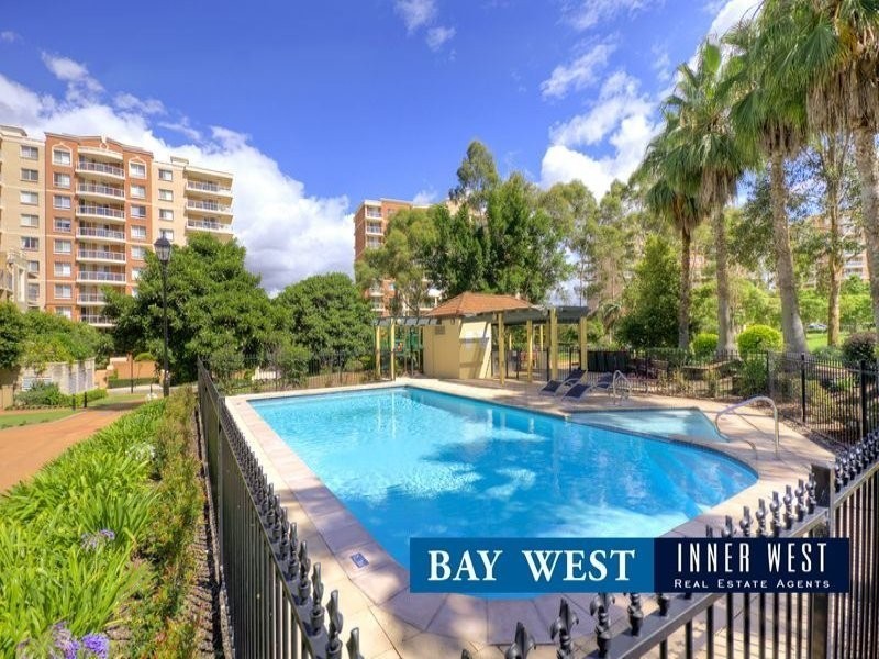1/13 Thorpe Avenue, Liberty Grove NSW 2138
