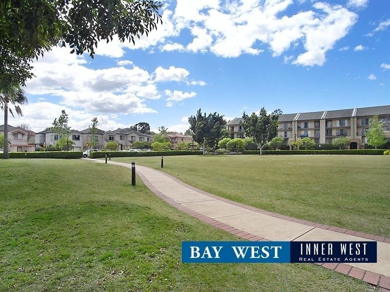 1/13 Thorpe Avenue, Liberty Grove NSW 2138