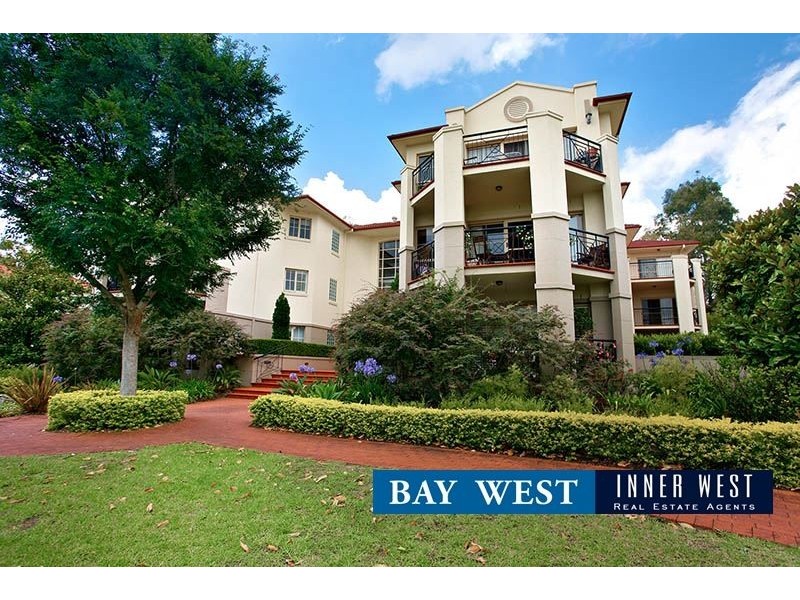 7/4 Mortimer Lewis Drive, Huntleys Cove NSW 2111