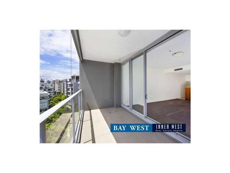 701/2 Rider Boulevarde, Rhodes NSW 2138