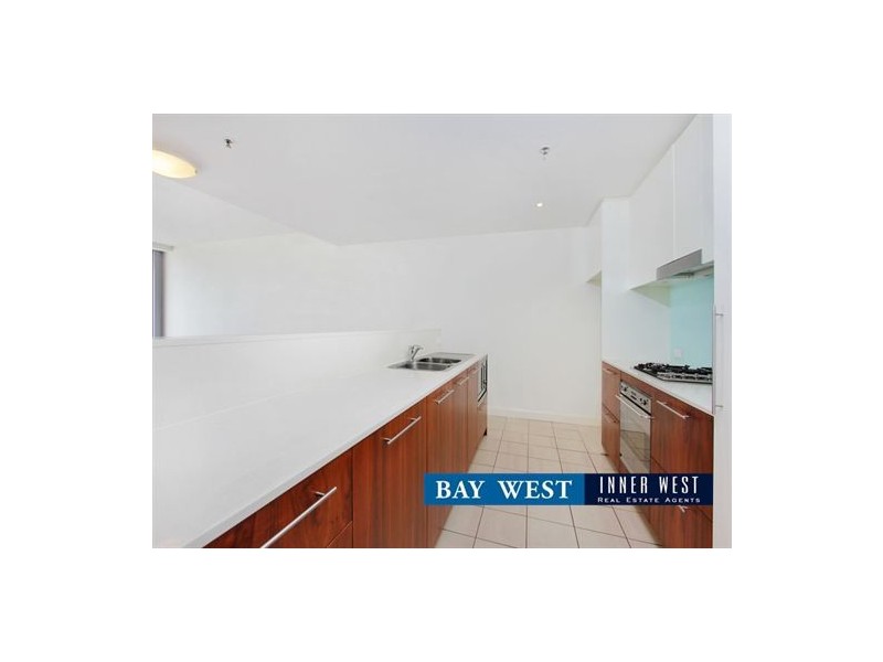 701/2 Rider Boulevarde, Rhodes NSW 2138