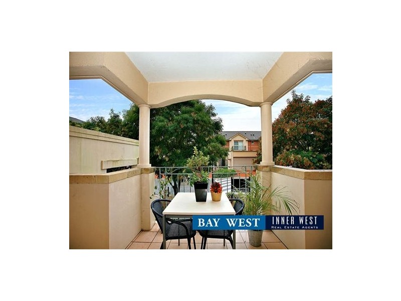 9/2 Wentworth Drive, Liberty Grove NSW 2138