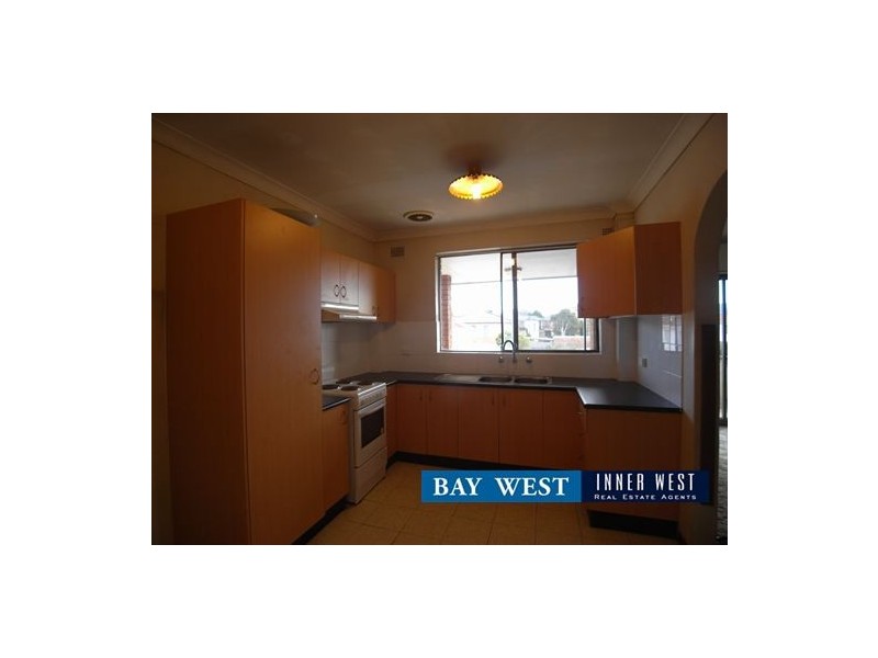 8/73 Clissold Parade, Campsie NSW 2194