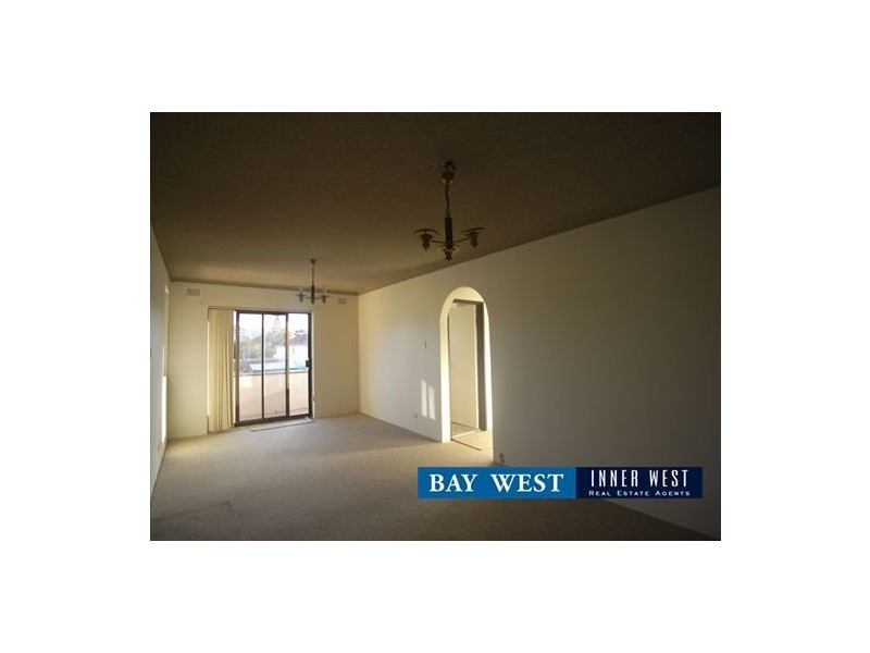 8/73 Clissold Parade, Campsie NSW 2194