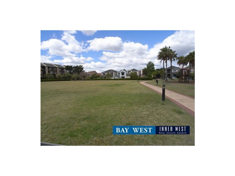 301/8 Wentworth Drive, Liberty Grove NSW 2138