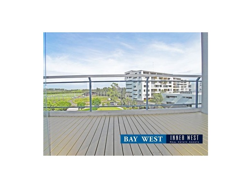 39/27 Bennelong Parkway, Wentworth Point NSW 2127