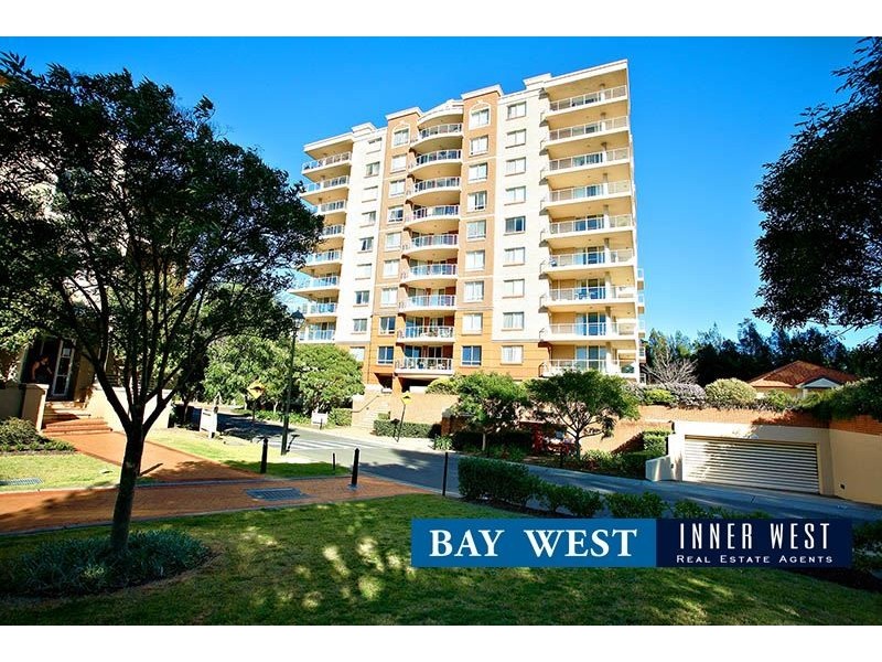 801/4 Wentworth Drive, Liberty Grove NSW 2138