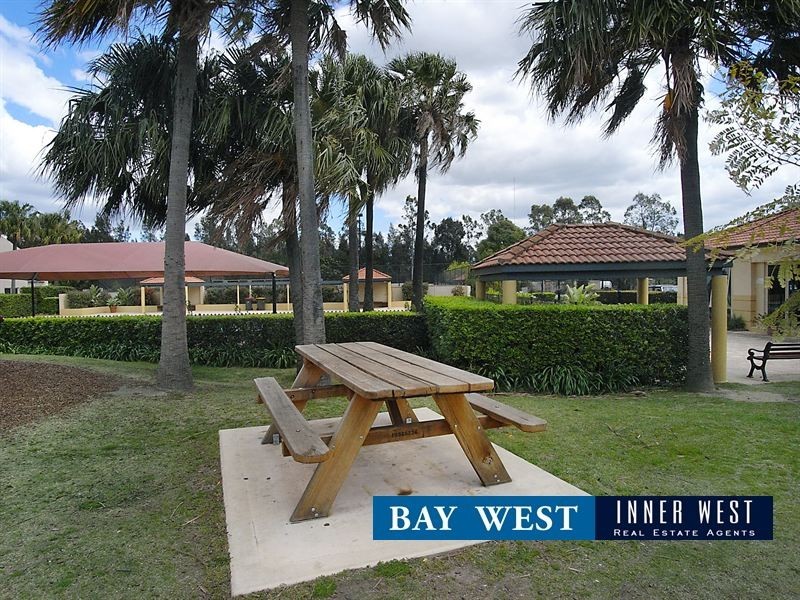 801/4 Wentworth Drive, Liberty Grove NSW 2138