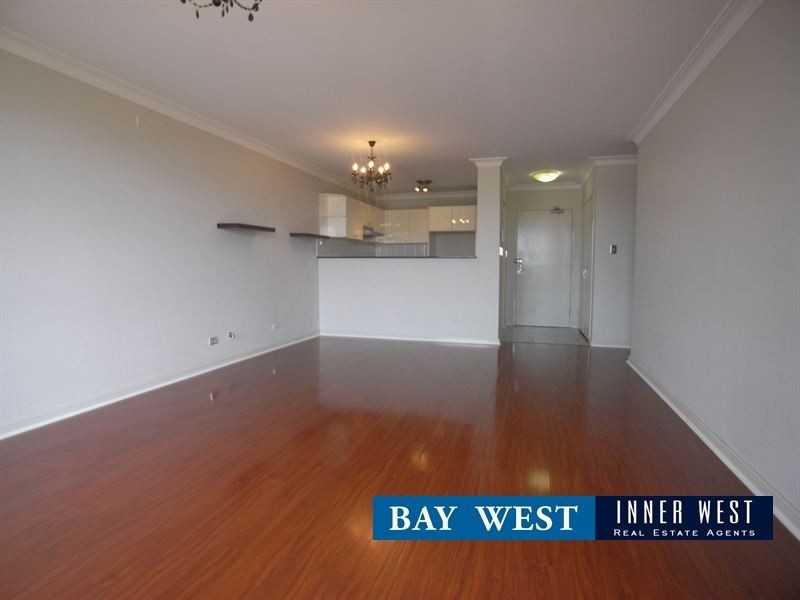 801/4 Wentworth Drive, Liberty Grove NSW 2138