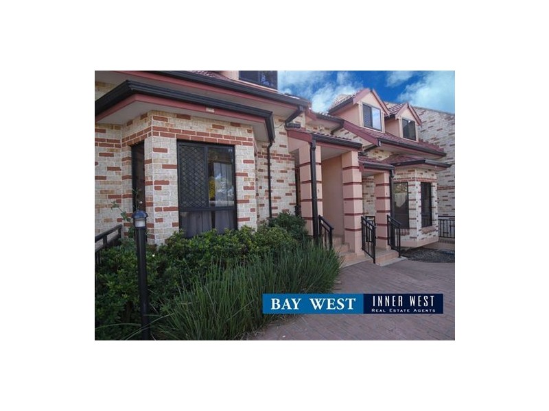 5/114-116 Rawson Road, Greenacre NSW 2190