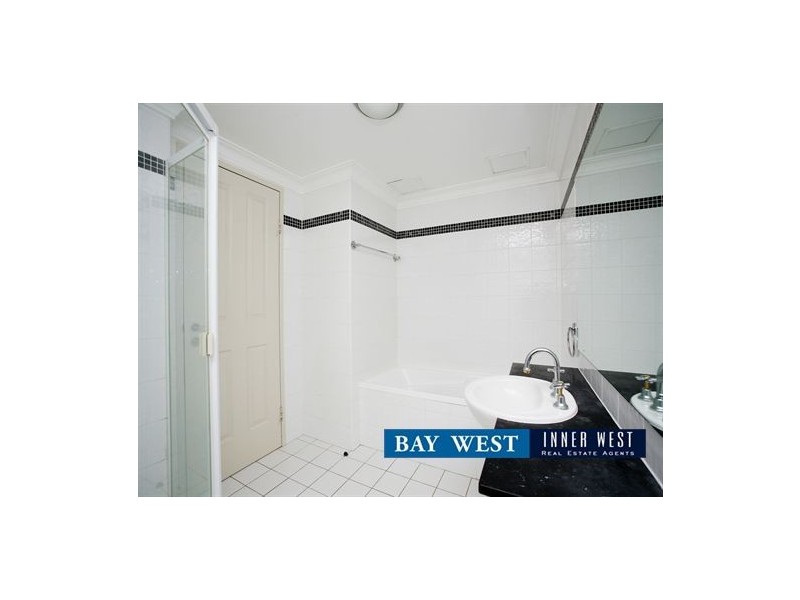 801/4 Wentworth Drive, Liberty Grove NSW 2138