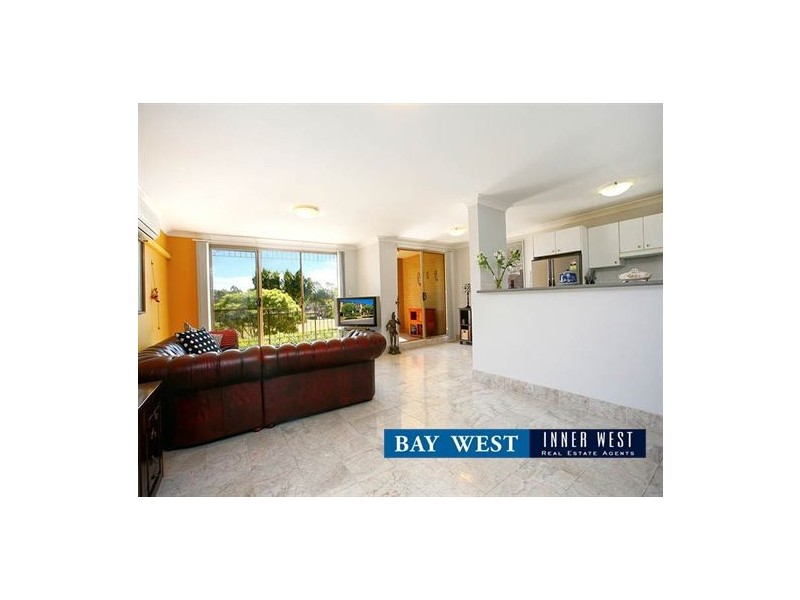 31/11 Settlers Boulevarde, Liberty Grove NSW 2138