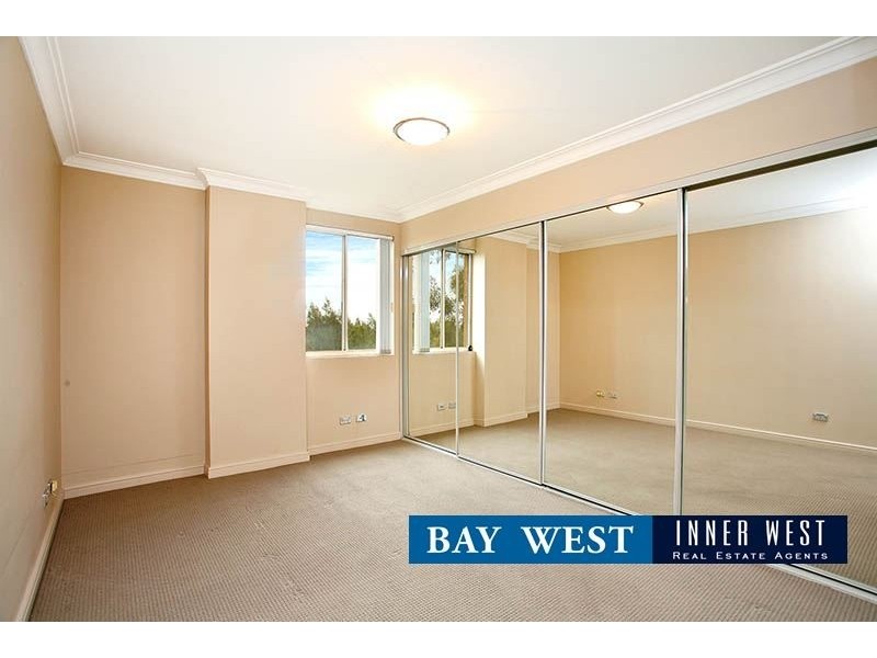 407-/4 Wentworth Drive, Liberty Grove NSW 2138