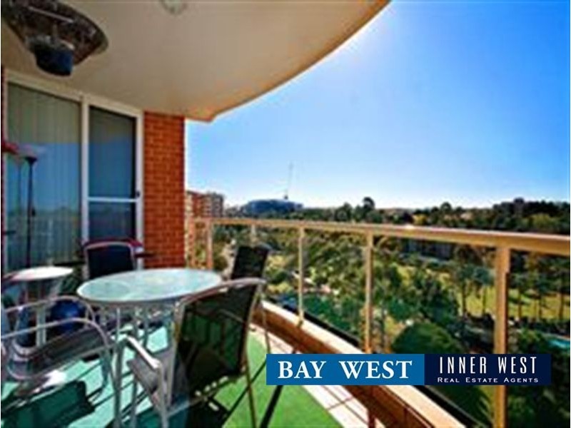 801/4 Wentworth Drive, Liberty Grove NSW 2138