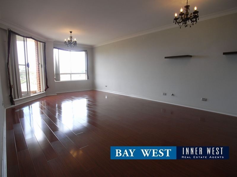 801/4 Wentworth Drive, Liberty Grove NSW 2138
