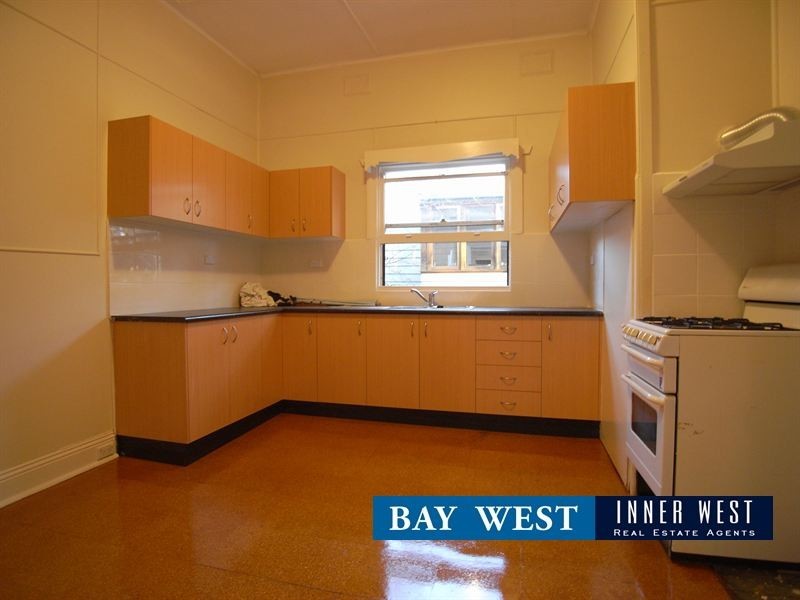 28 King Street, Concord West NSW 2138