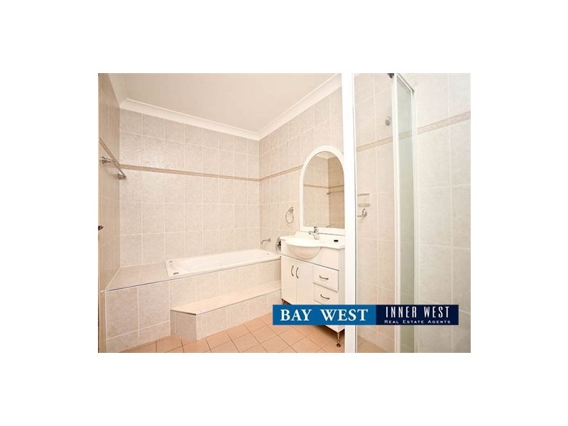 8/63 Underwood Road, Homebush NSW 2140
