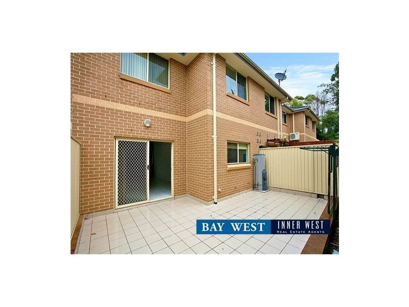 8/63 Underwood Road, Homebush NSW 2140