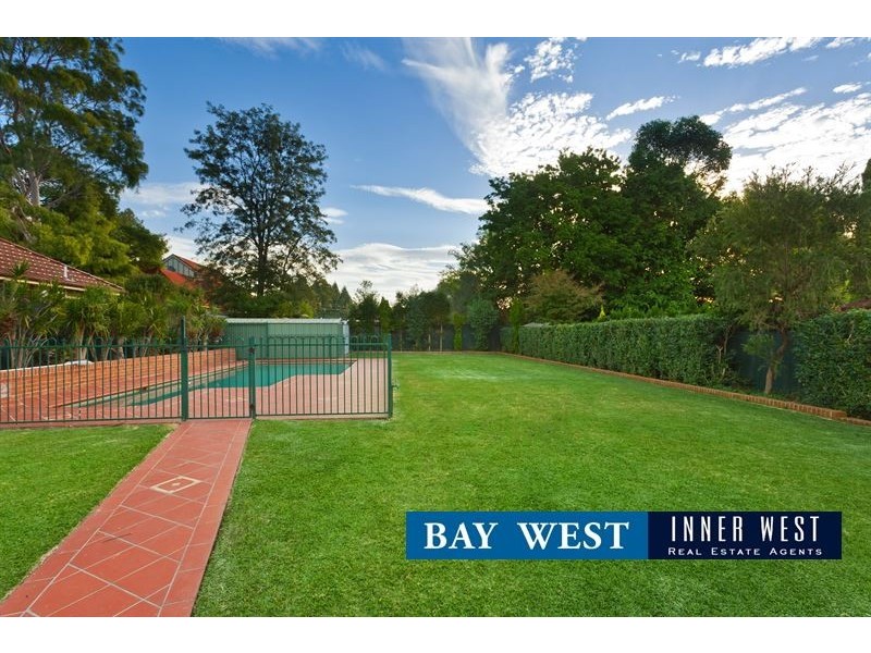 18 Cumming Avenue, Concord West NSW 2138