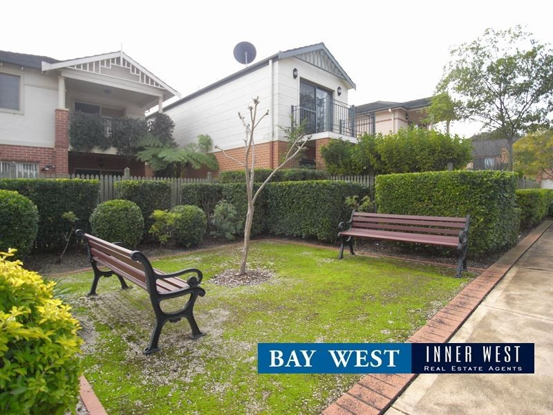 57 Charlton Drive, Liberty Grove NSW 2138