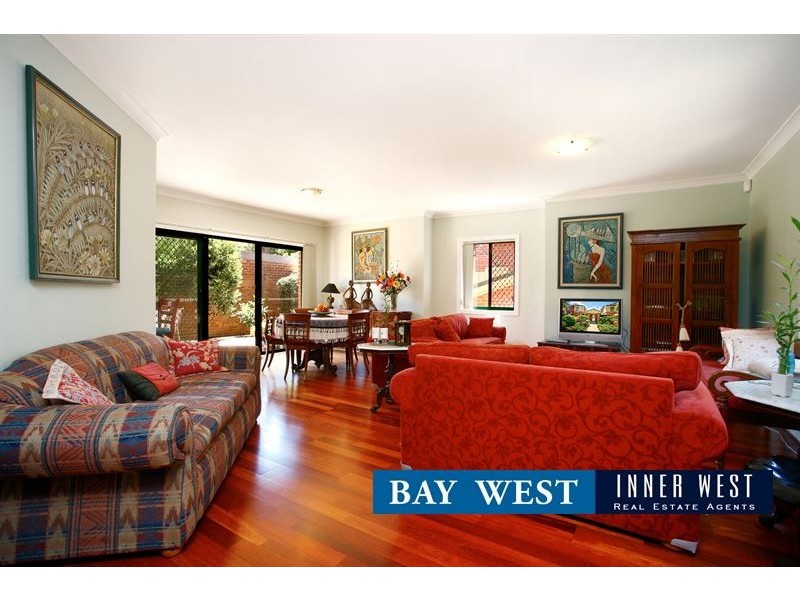 3 217-219 Queen Street, Concord West NSW 2138