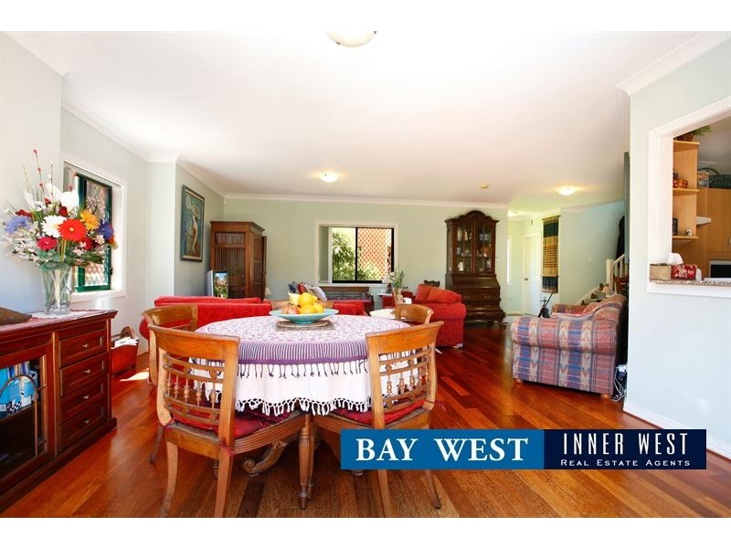 3 217-219 Queen Street, Concord West NSW 2138