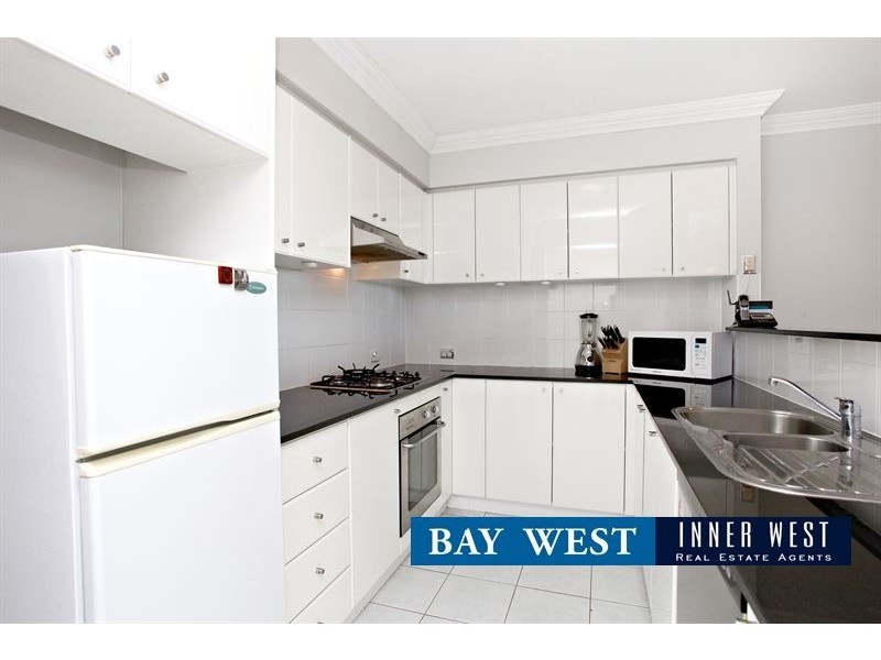 805/8 Wentworth Drive, Liberty Grove NSW 2138