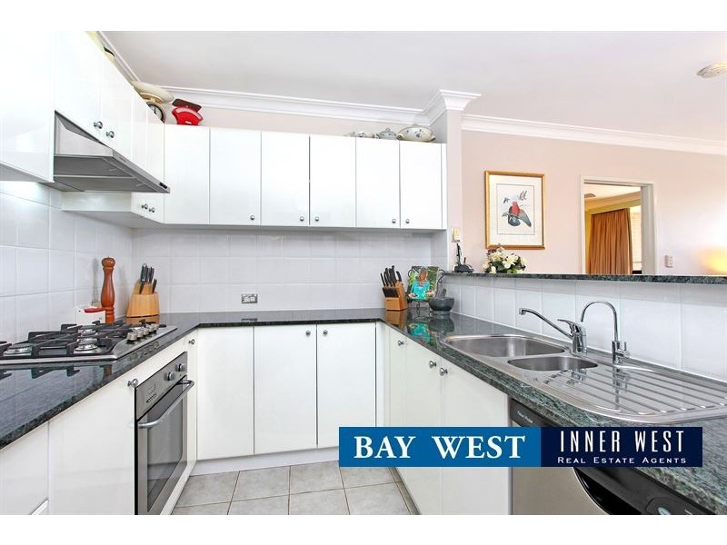 705/6 Wentworth Drive, Liberty Grove NSW 2138