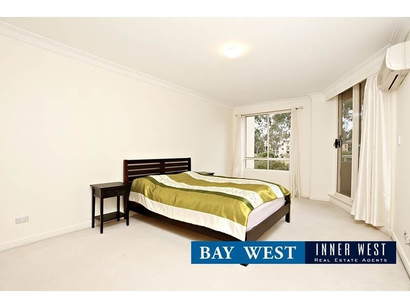 201/6 Wentworth Drive, Liberty Grove NSW 2138