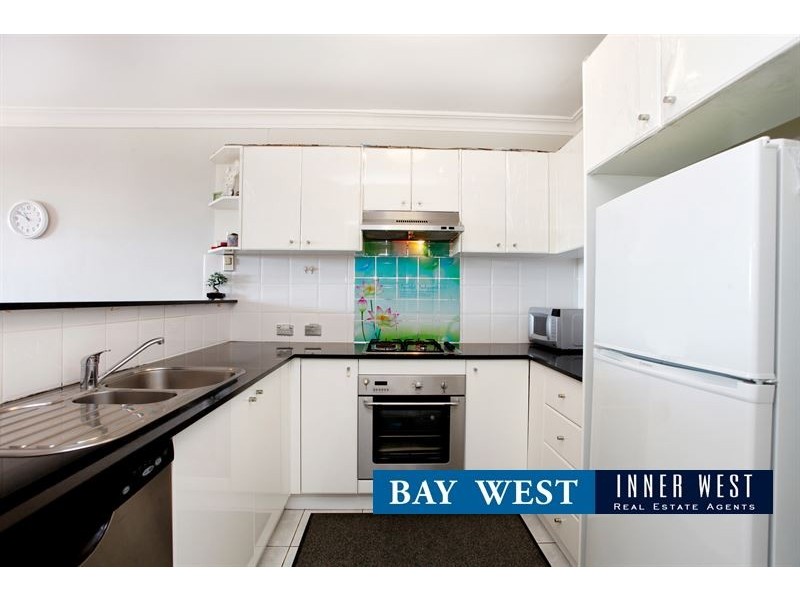 601/4 Wentworth Drive, Liberty Grove NSW 2138