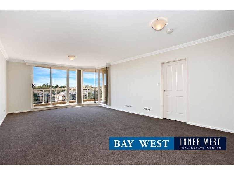 601/8 Wentworth Drive, Liberty Grove NSW 2138