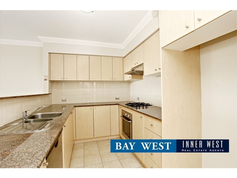 601/8 Wentworth Drive, Liberty Grove NSW 2138