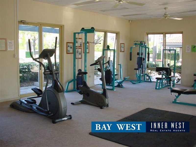 601/8 Wentworth Drive, Liberty Grove NSW 2138