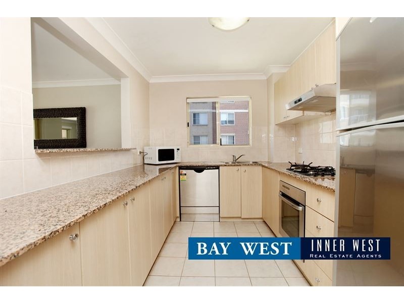 30/3 Bradley Place, Liberty Grove NSW 2138
