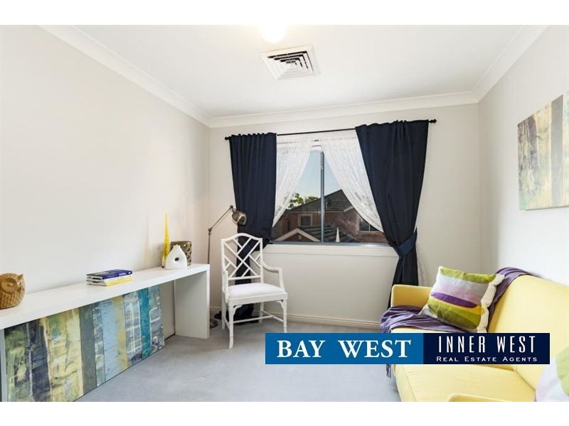 10 Wenton Avenue, Liberty Grove NSW 2138