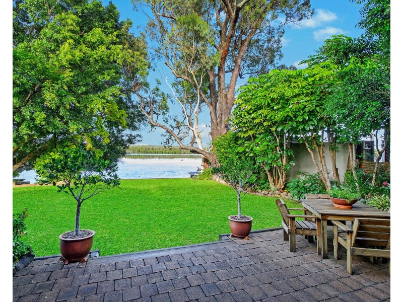 11 Riverside Drive, Riverside NSW 2444