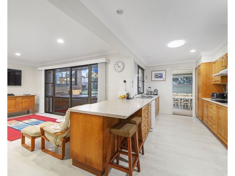 4 Binbilla Place, Port Macquarie NSW 2444