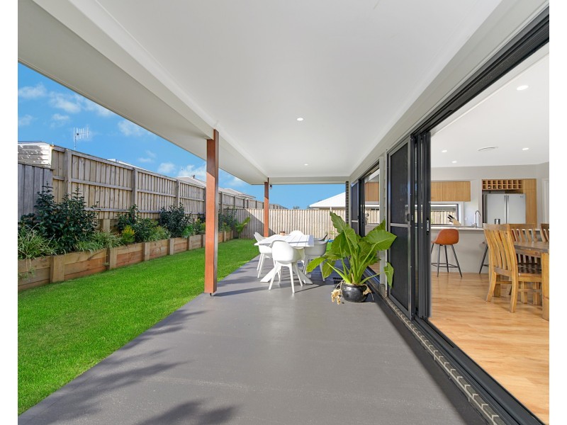 15 Cohen Way, Thrumster NSW 2444