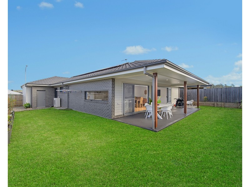 15 Cohen Way, Thrumster NSW 2444