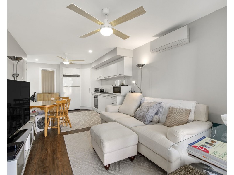 15 Backler Street, Thrumster NSW 2444