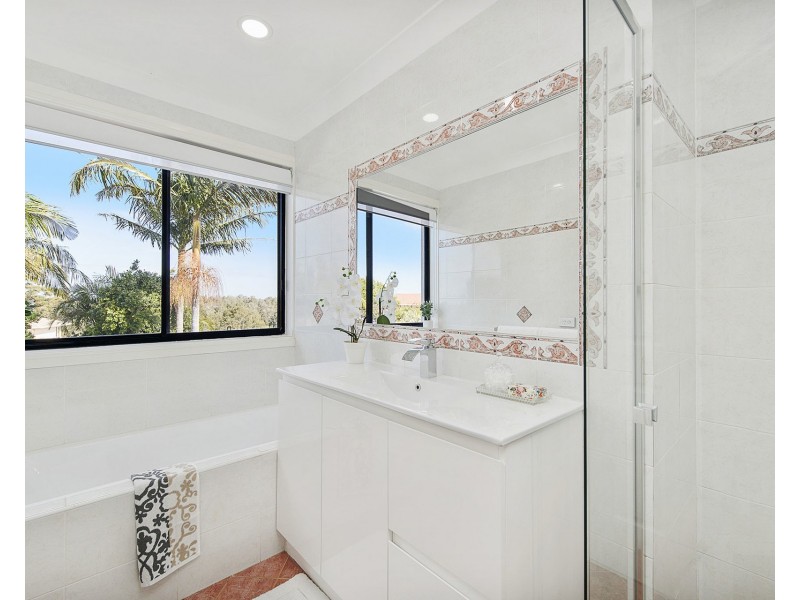 49 Emerald Drive, Port Macquarie NSW 2444